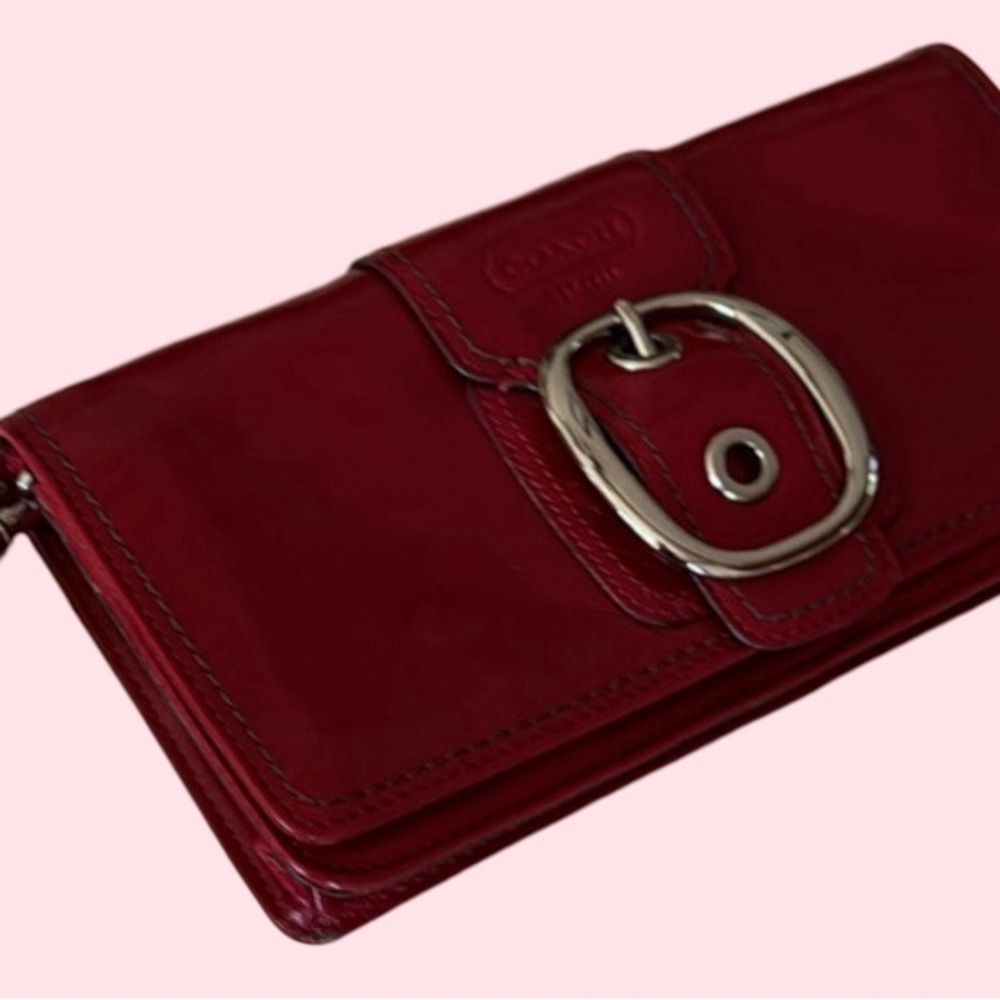 Coach ~ BLEEKER Crimson Red Patent Leather Large Buckle Wristlet Wallet F43371 - Picture 9 of 11